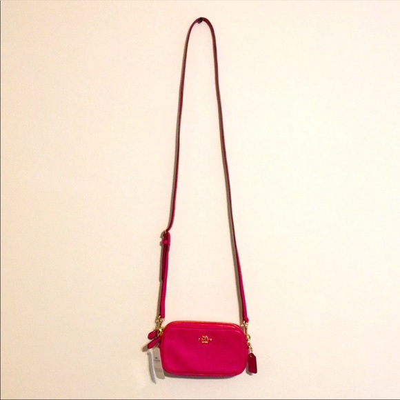 CHECK @thedustycarrot 🆕Pink/Ruby Small Coach - Picture 5 of 14